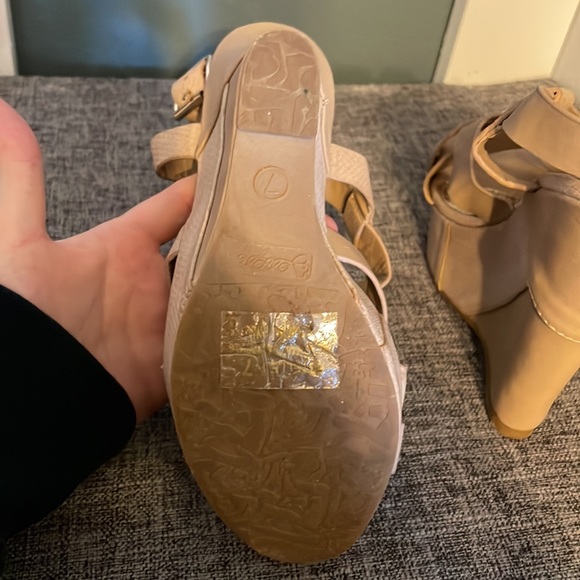 Wedges - Picture 4 of 7